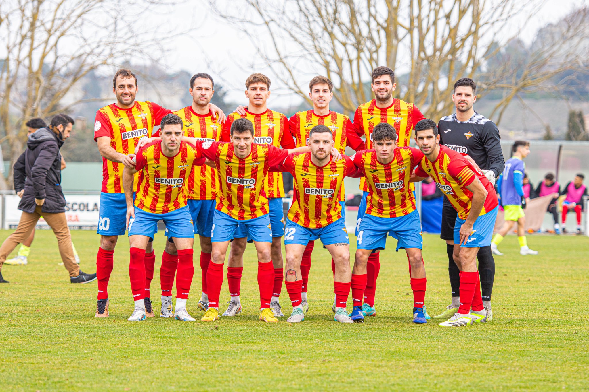 11TONA