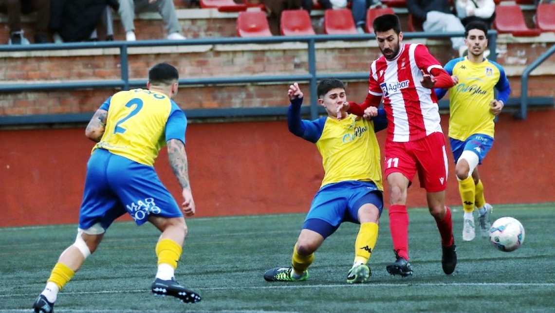 LES DADES DE LA JORNADA 11 UE CASTELLDEFELS 25-26