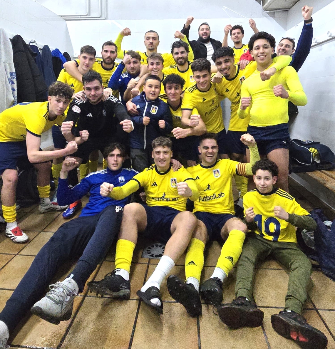 Tercera Catalana 24-25. UE CASTELLDEFELS - AE ABRERA: 2-1. Intractables a casa