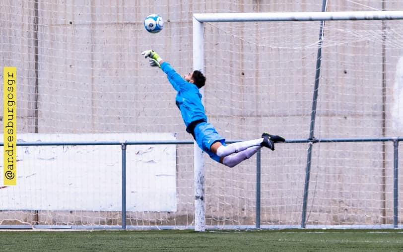 Jornada 8. UD VILADECANS - UE CASTELLDEFELS: 1-0. Estavellats contra els pals