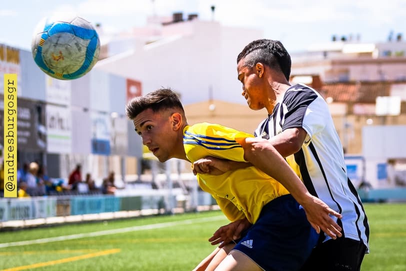 PRIMERS MOVIMENTS PLANTILLA UE CASTELLDEFELS 16-17
