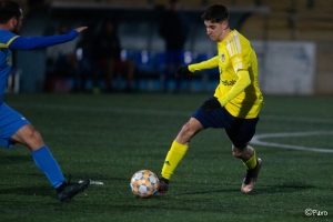 Tercera Catalana 23-24 (Grup 11). VALLDOREIX FC - UE CASTELLDEFELS B: 2-2. Primer empat del curs
