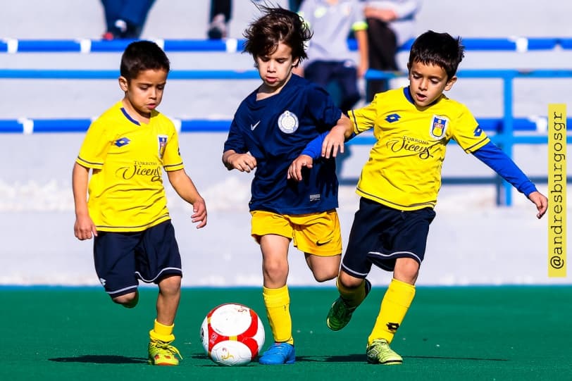 PARTIT (S) DE LA JORNADA FUTBOL BASE: PLE DE VICTÒRIES A LA VIA FÈRRIA