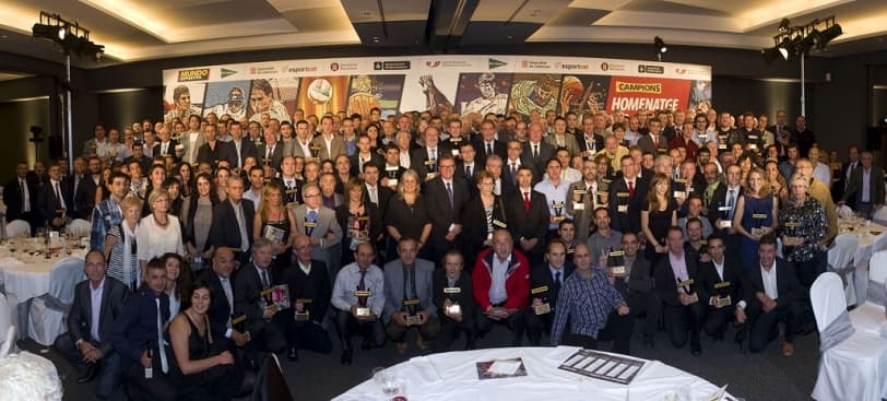 LA UE CASTELLDEFELS, PRESENTE EN LA 'NIT DELS CAMPIONS 2016' DE MUNDO DEPORTIVO