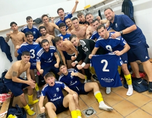 Tercera Catalana 23-24 (Grup 11). UE CASTELLDEFELS B - FC CAN CLOTA-LA PLANA-CAN CERVERA: 4-1. Líders per començar