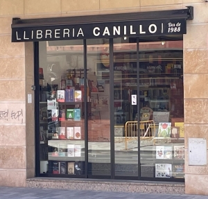 LLIBRERIA CANILLO, NOU PUNT DE VENDA DEL LLIBRE '75 ANYS D'HISTÒRIA UE CASTELLDEFELS. SEMPRE ENDAVANT'