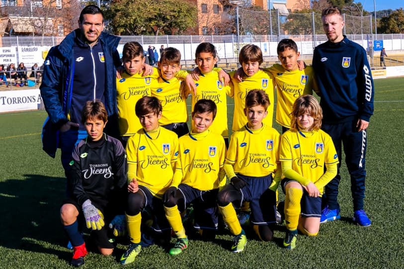 PARTIT DE LA JORNADA FUTBOL BASE. L'Aleví A no pot amb un gran Cornellà (4-8)