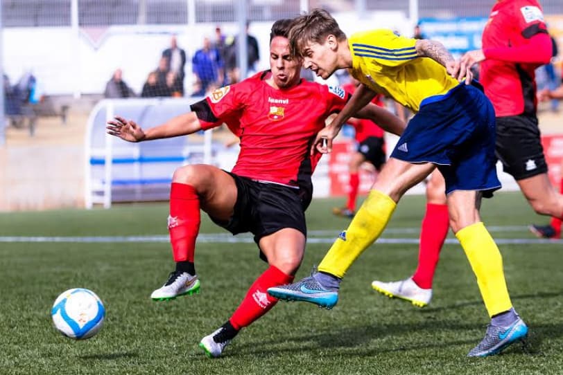 Jornada 19. UE CASTELLDEFELS - FC SANTBOIÀ: 2-1. Excel.lent inici de segona volta als Canyars