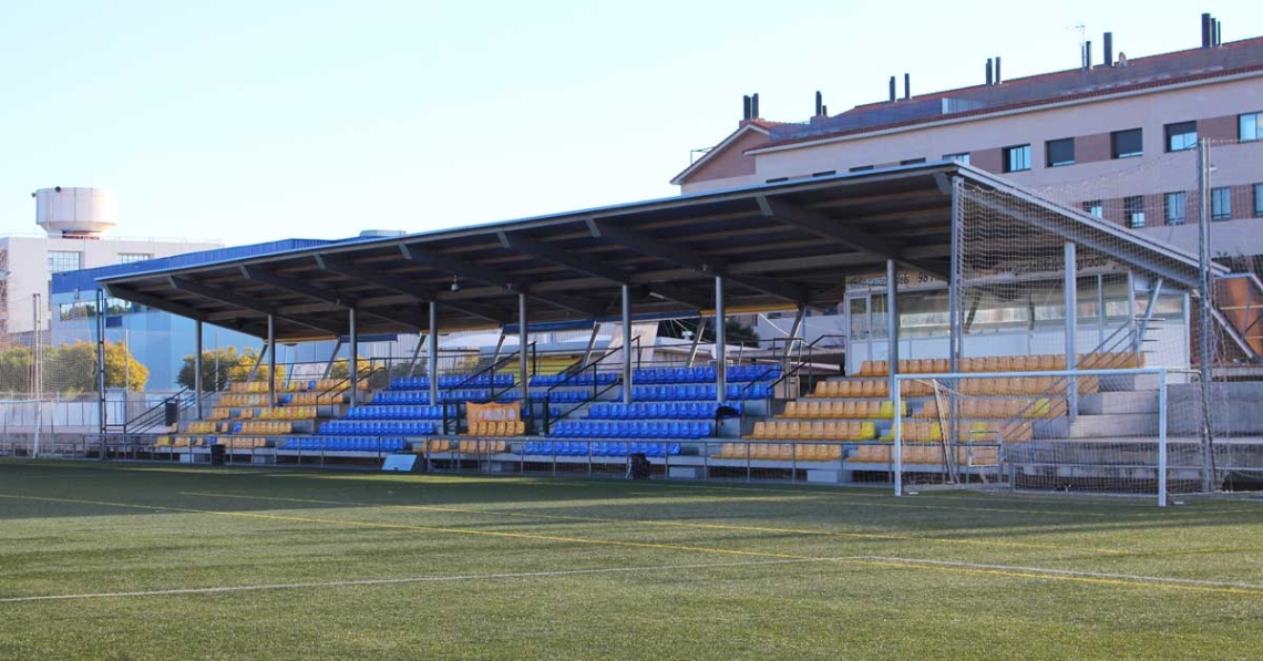 Tercera Catalana 23-24 (Grup 11). CF LA FLORIDA - UE CASTELLDEFELS B: 2-0. Final d'una gran ratxa