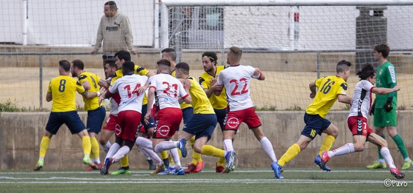 Tercera Divisió #RFEF 21-22 (Grup 5). Jornada 31. UE CASTELLDEFELS - CE L'HOSPITALET: 1-1. Seguim sumant