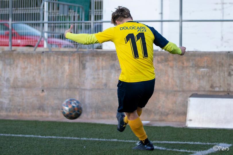 Tercera Catalana 22-23 (Grup 10). Jornada 3. CF CIUTAT COOPERATIVA - UE CASTELLDEFELS B: 2-2. Punt agredolç
