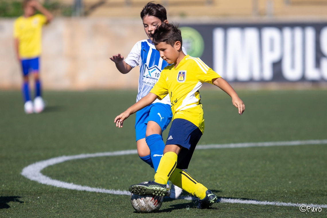 RESULTATS I GOLEJADORS/ES CAP DE SETMANA FUTBOL BASE UE CASTELLDEFELS (30 SETEMBRE - 1 D'OCTUBRE)