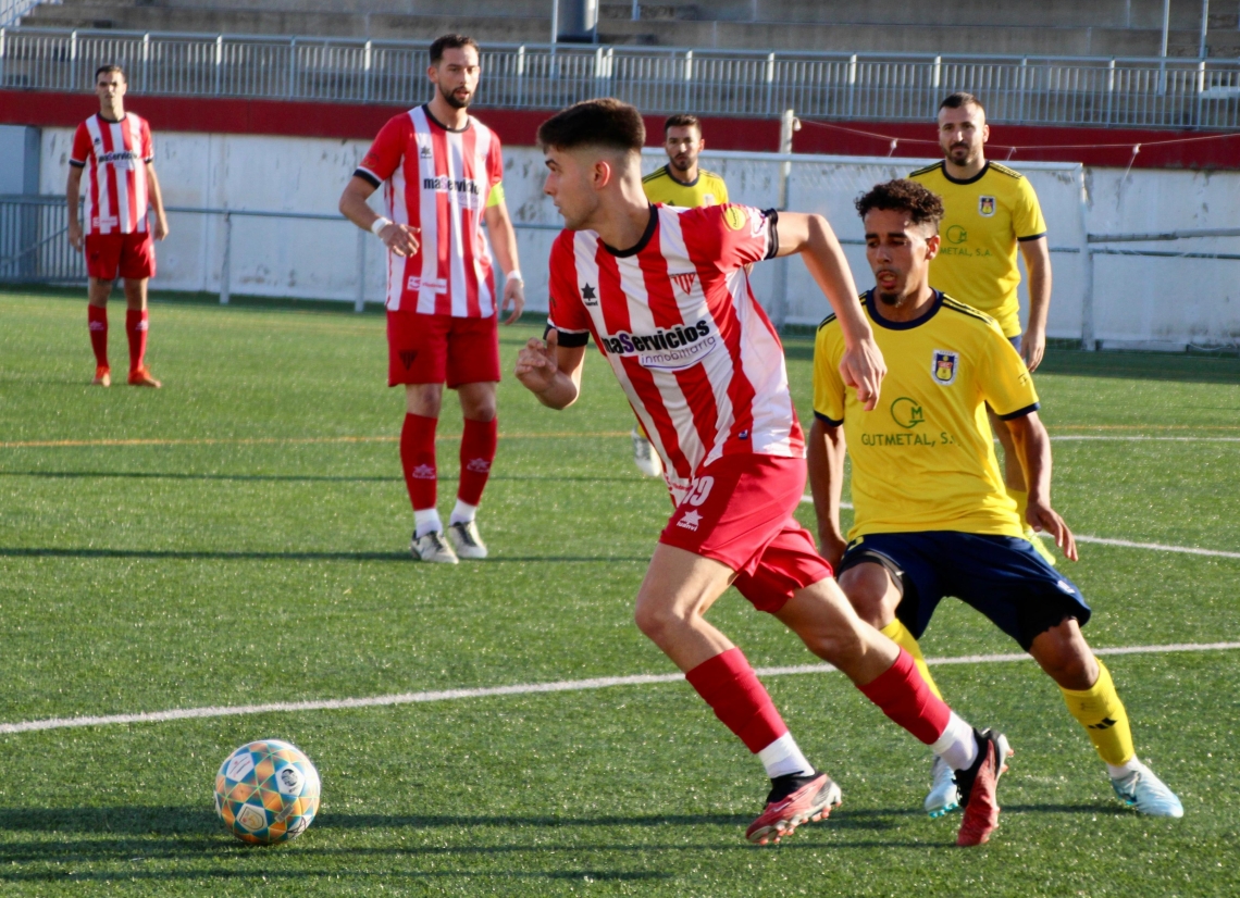 Pretemporada 24-25. UD VILADECANS - UE CASTELLDEFELS: 1-2. Remuntada en quatre minuts