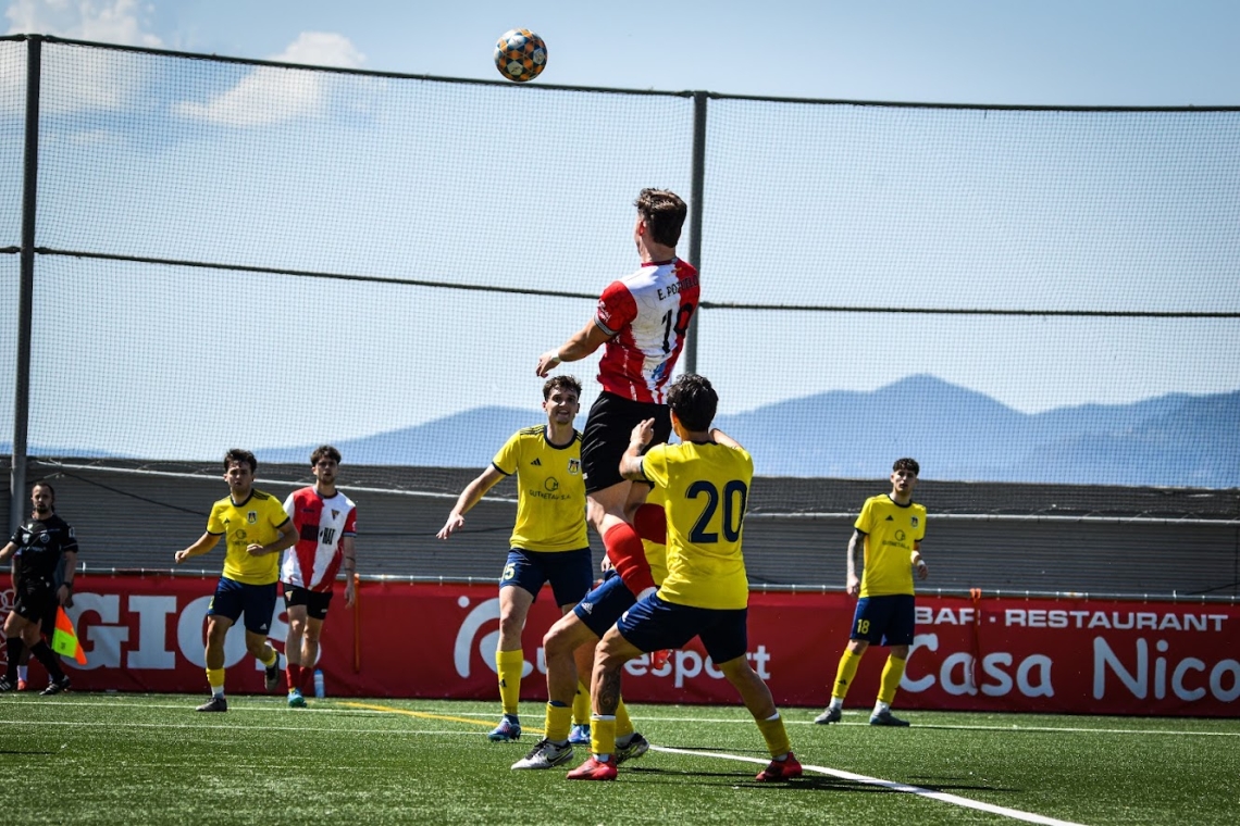 Lliga Elit 24-25. Jornada 25. UE RUBÍ - UE CASTELLDEFELS: 1-1. Valuós punt en inferiorittat numèrica