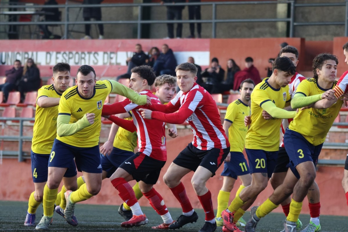 Lliga Elit 24-25. Jornada 17. UE VALLS - UE CASTELLDEFELS: 1-0. Sense punts ni sort