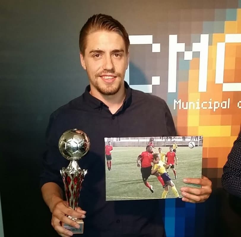 JAIRO, PREMIAT COM A PITXITXI A LA GALA DE REGIONALFUTBOL