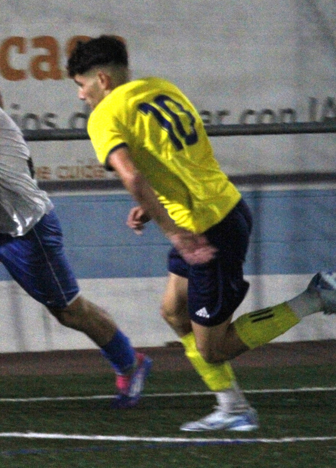 EL JUVENIL ADRI GARCÍA DEBUTA AMB EL PRIMER EQUIP