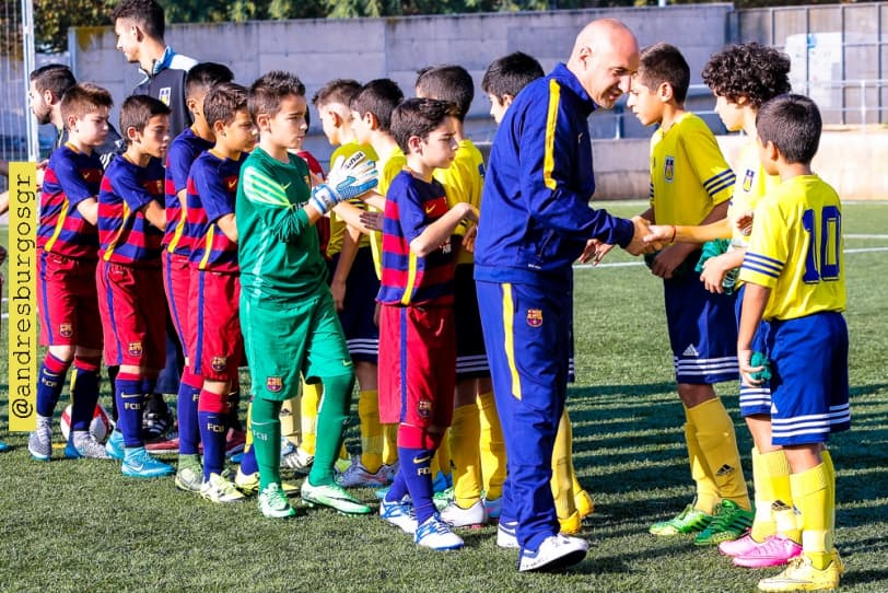 CRÓNICAS FÚTBOL BASE. Preferente. Digna derrota del Alevín A contra el Barça (0-5). Tercer triunfo del curso para un sòlido Cadete A (2-1)
