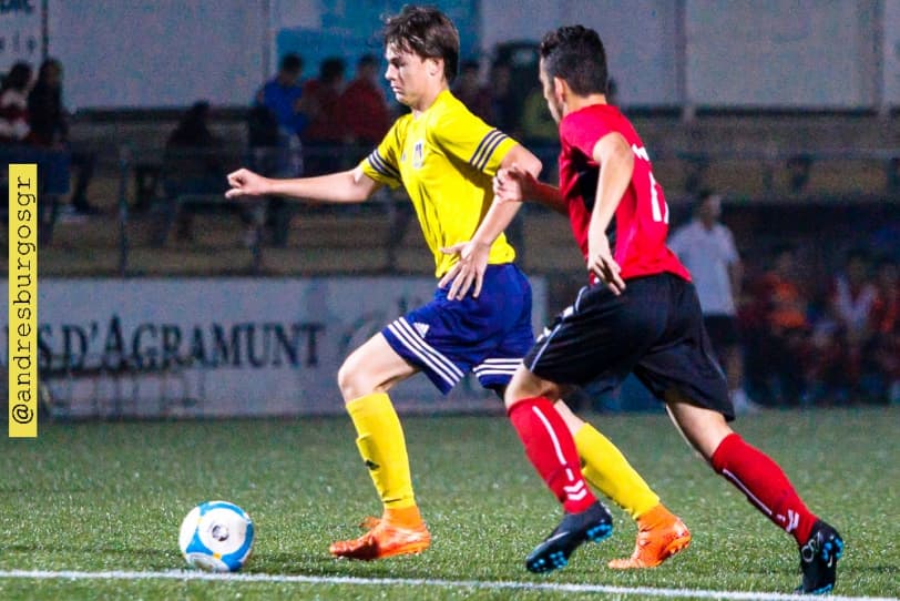 CRÓNICAS FÚTBOL BASE EN LA PÁGINA FACEBOOK OFICIAL UE CASTELLDEFELS