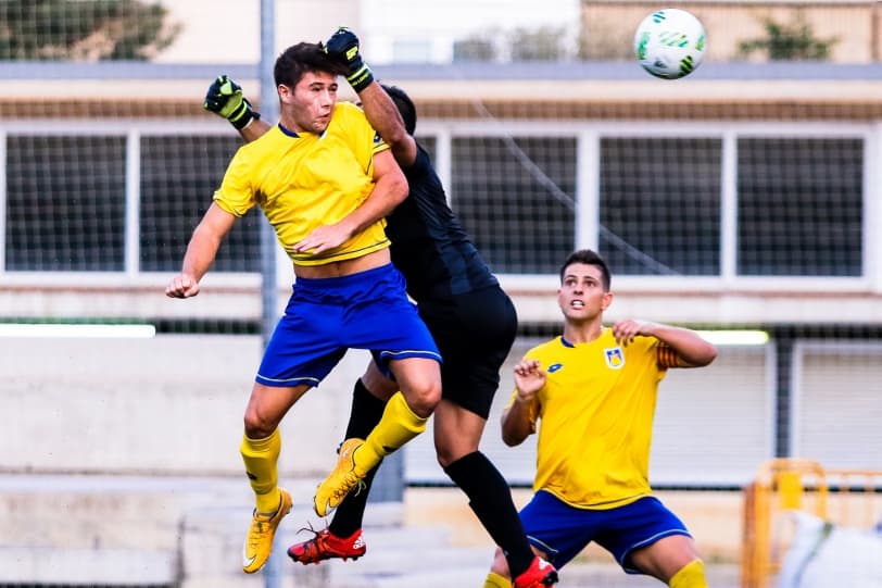 RESUM DE LA PRIMERA VOLTA UE CASTELLDEFELS 16-17