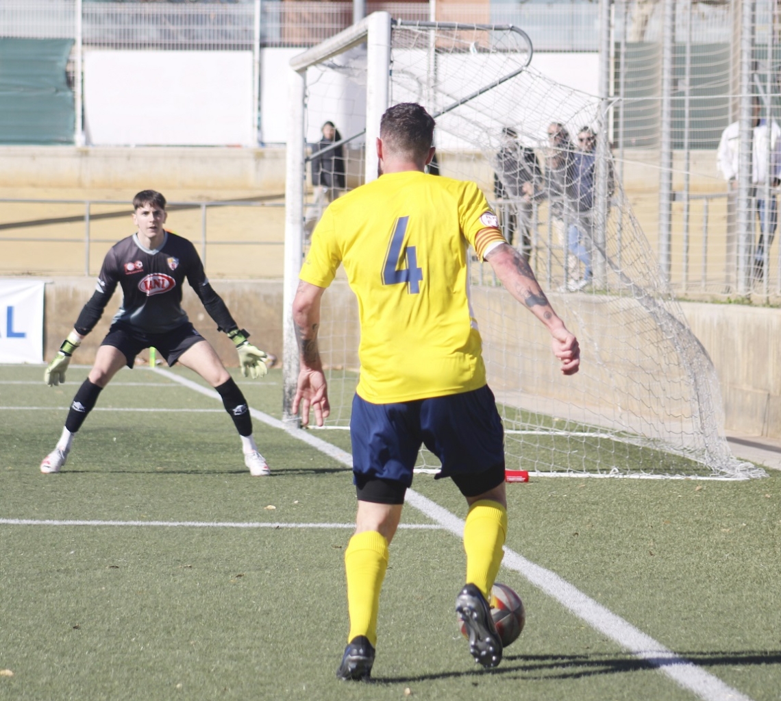 Tercera #RFEF5 23-24. UE CASTELLDEFELS - UE VILASSAR: 0-1. De menys a més sense recompensa