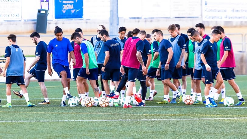 GALERIA D'IMATGES PRIMER ENTRENAMENT UE CASTELLDEFELS 16-17. ANDRÉS BURGOS