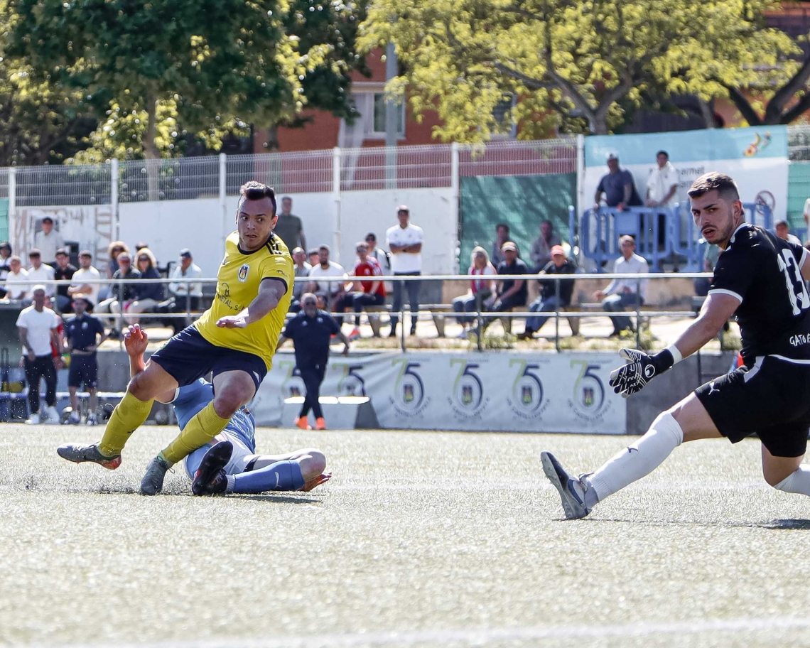 Lliga Elit 24-25. UE CASTELLDEFELS - UE RAPITENCA: 3-0. Triomf per a seguir creient en la promoció