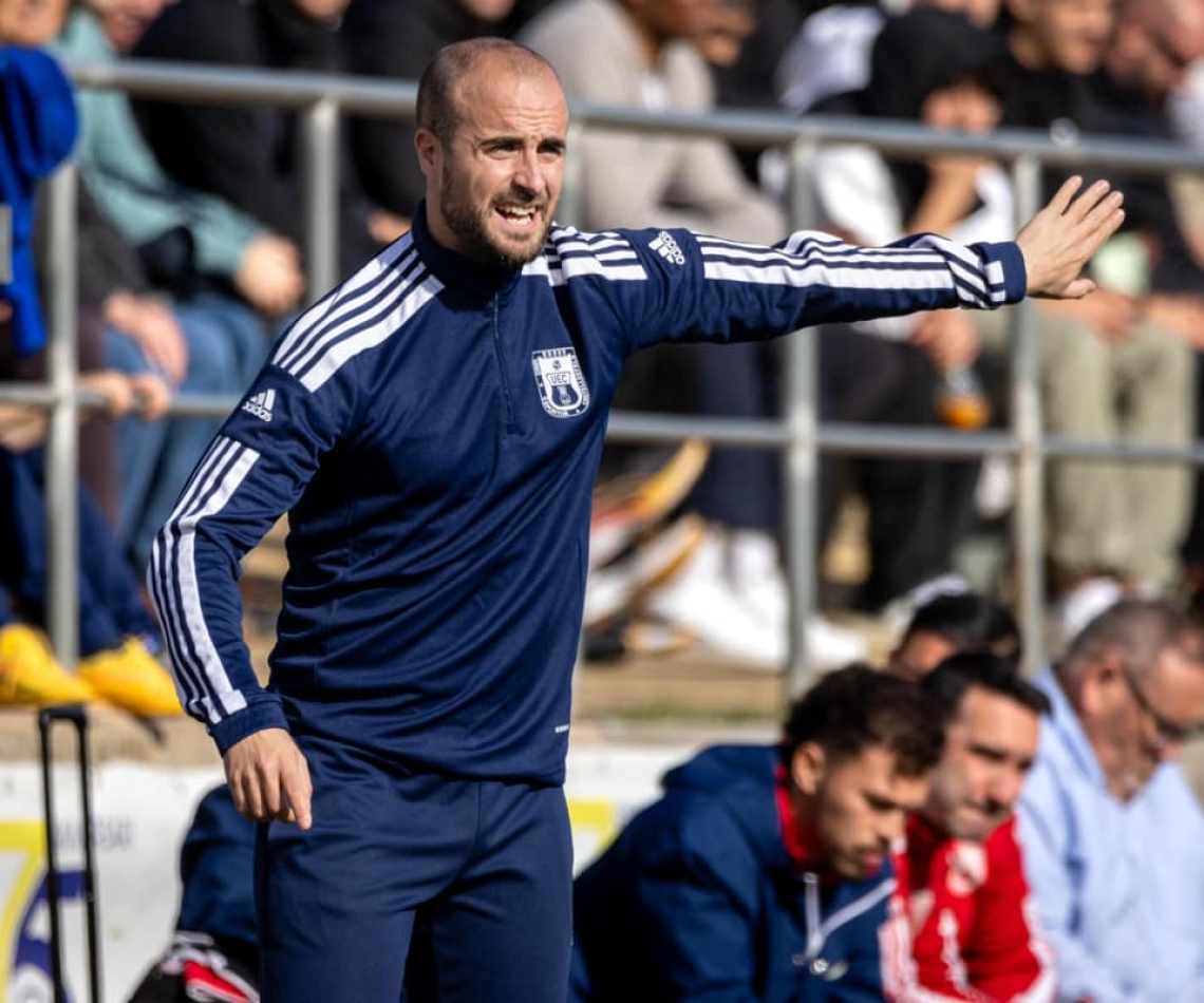 ADRIÁN MÁRQUEZ DEIXA DE SER L'ENTRENADOR DE LA UE CASTELLDEFELS